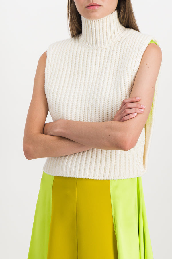 Sleeveless cropped ribbed wool sweater